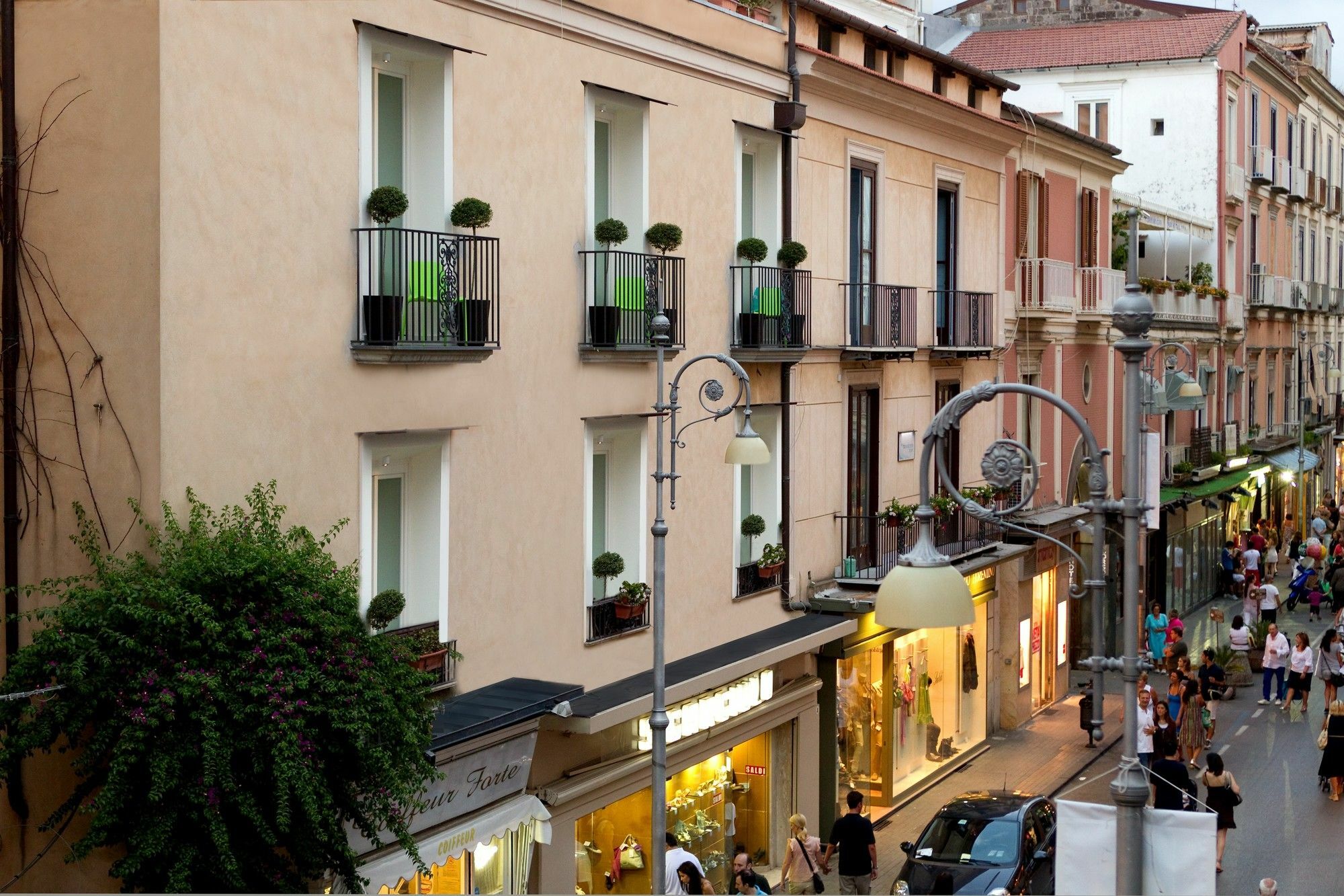 Palazzo Montefusco Hotel Sorrento Exterior photo