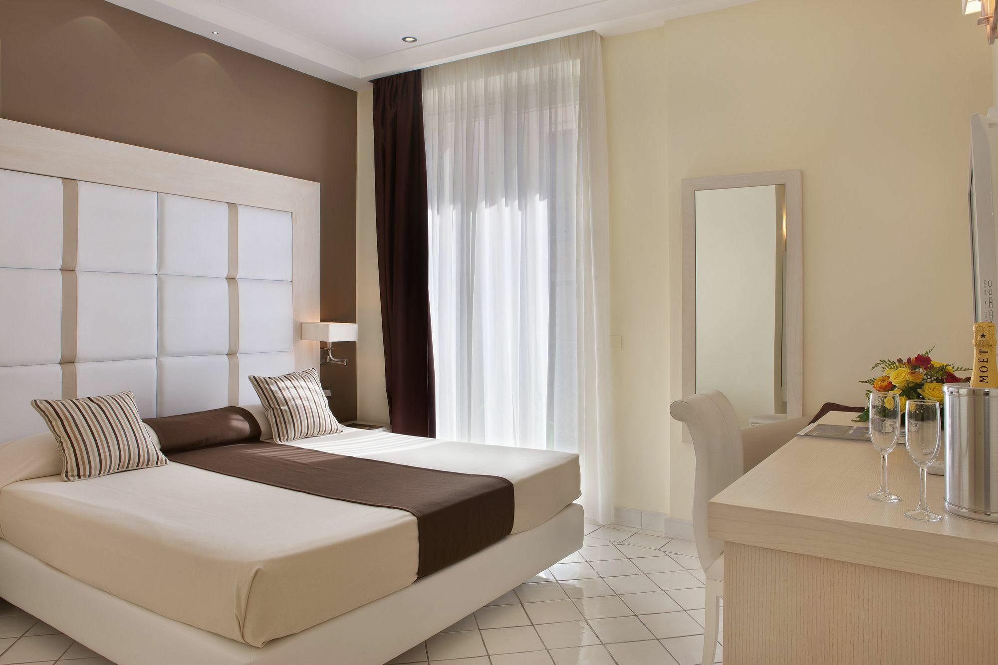 Palazzo Montefusco Hotel Sorrento Exterior photo